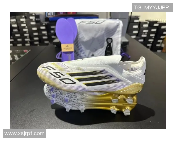 足球明星们的足球鞋选择与性能分析揭秘 足球明星们的足球鞋选择与性能分析揭秘